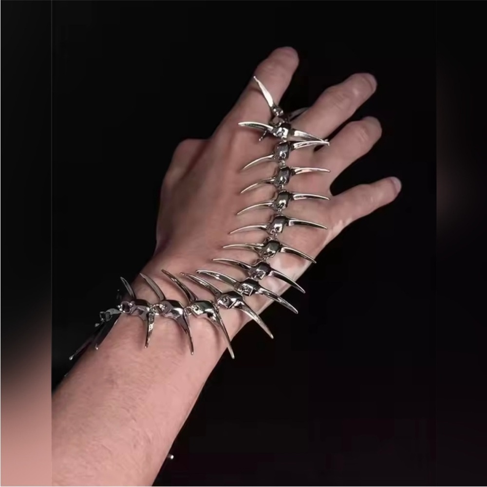 Couture Spike Fishbone Necklace - Picture 6 of 7